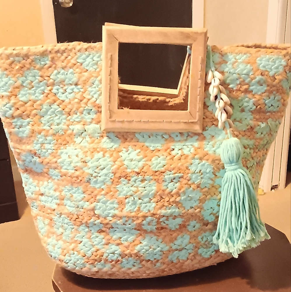 Nice  Big tote bag